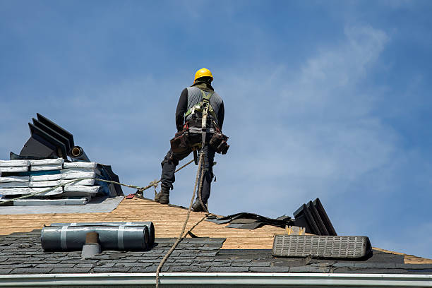 Professional Roof Installation technician working in Bergheim, TX